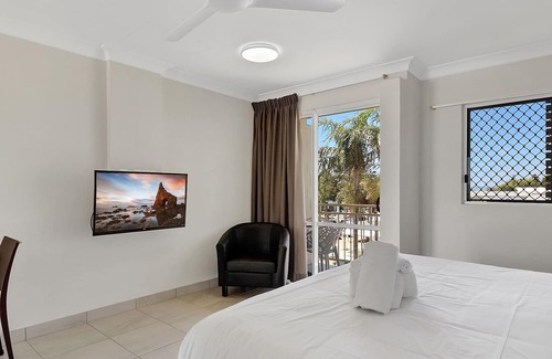 Emu Park Apartment | DELUXE KING STUDIO 20