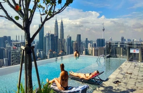 Titiwangsa Apartment | Deluxe King Suite with Garden View 21