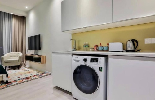Titiwangsa Apartment | Deluxe King Suite with Twin Tower View 31