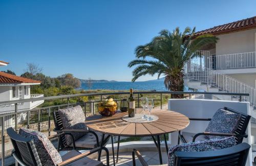 Kandia House | Deluxe Seaside Condo for 6