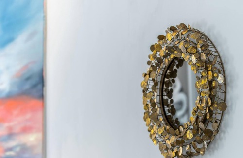 Krems an der Donau Apartment | Deluxe Studio "Art Collection" with King Bed, View and Air Conditioning