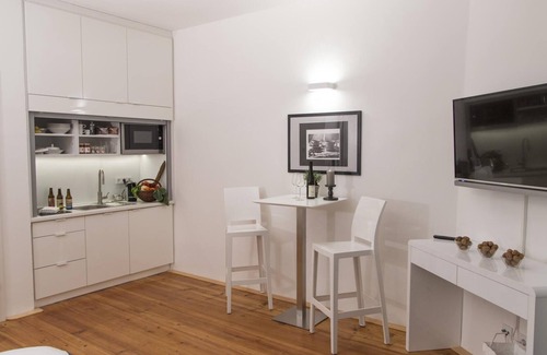 Krems an der Donau House | Deluxe Studio with private parking and air conditioning in the historic centre of Krems