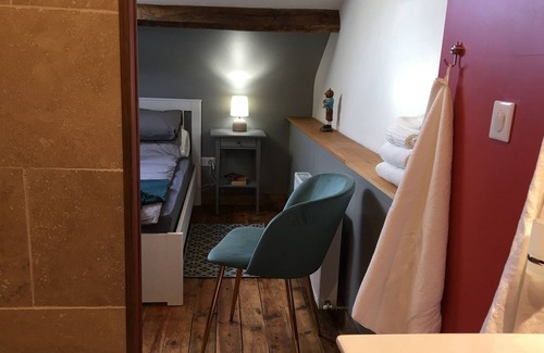Saint-Pierre-de-Fursac Bed & Breakfast | Deluxe Suite in the Heart of the French Countryside