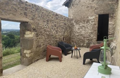 Vernusse House | Demeure de caractère avec piscine et parking, animaux admis, wifi - FR-1-489-457