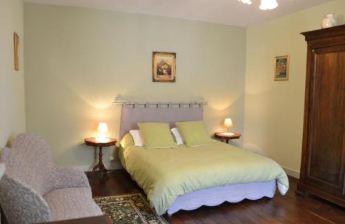 Verteuil-sur-Charente House | Demeure VERTEUILLAISE