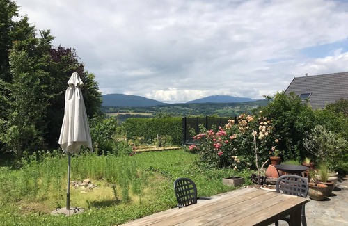 Cercier House | Demi-ferme