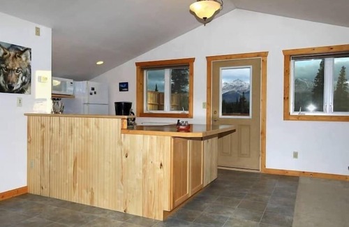 Healy House | Denali King Suite with Amazing Views!