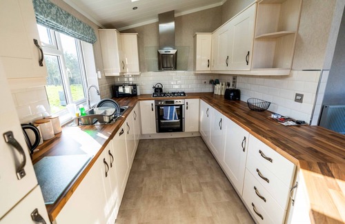 Malton House | Deneb Luxury Lodge With Hot Tub, Near Malton