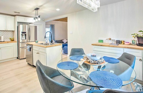 Denison House | Denison Getaway w/ Fire Pit ~ 8 Mi to Lake!