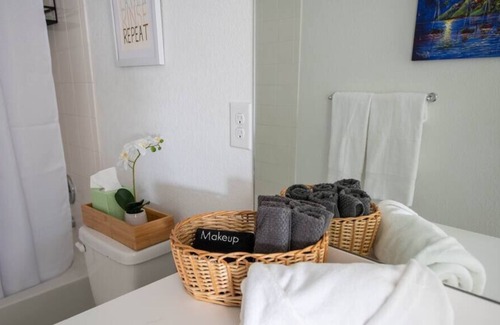 North Westminster House | Denver Boulder Triangle Bliss:3BR Getaway