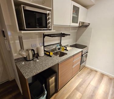 Belen de Escobar Apartment | Departamento amoblado con balcón y cochera en la entrada de escobar