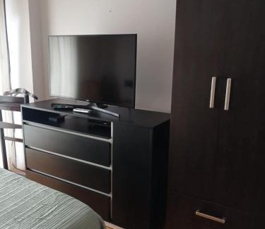 Comuna 10 Apartment | Departamento luminoso con balcón terraza y vista abierta