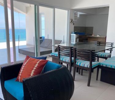 Tonsupa Apartment | Departamentos frente al mar en Resort Playa Azul-Tonsupa