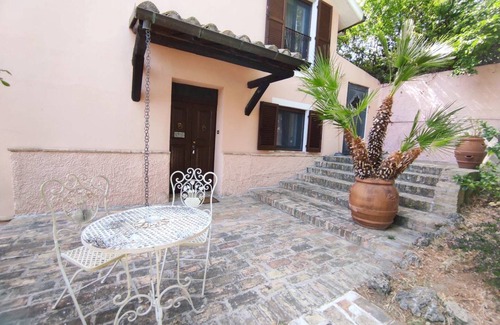 Torrevecchia Teatina House | Dependance Dog Friendly In Villa Con Piscina e Area Cani