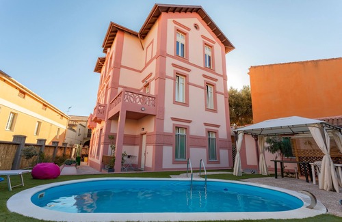 Oristano Historic Centre House | Dependence 2 Fronte Piscina in Centro Storico
