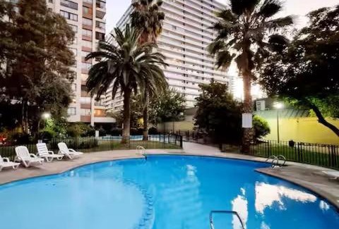 Macul Apartment | Depto full, excelente vista, parking y piscina