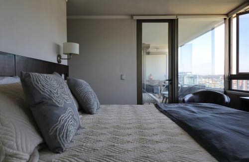 Apoquindo Apartment | Depto Premium a pasos del Parque Arauco con aire acondicionado
