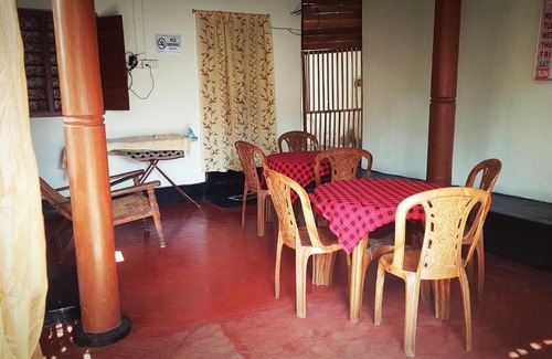 Manmunai North House | DERO BEACH HOLIDAY HOME