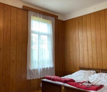 Mukhuri House | Des Nana