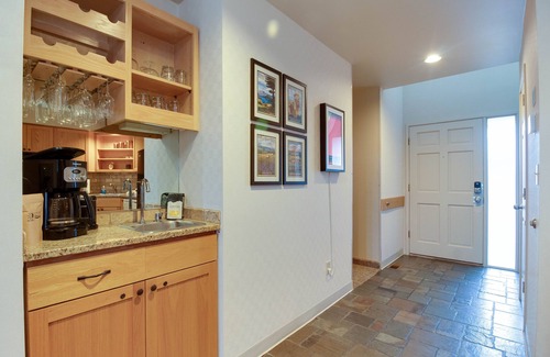 Redmond Condo | Deschutes River View Condo Eagle Crest - 3 bdrm 2 bth with Deschutes River View