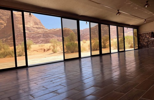 Aqaba RV Rental | Desert camp and retreat center with staff and cook in Wadi Rum, Jordan