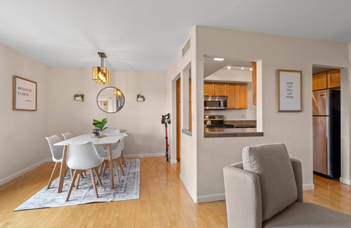 Tucson Condo | Desert Hideaway - Modern 2 Bdr w/Mountain Views, Pool, & Hot Tub