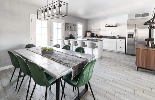Cox Heights House | *DESERT JEWEL* 4BR/2BA, Pool/Hot Tub ~OLD TOWN~