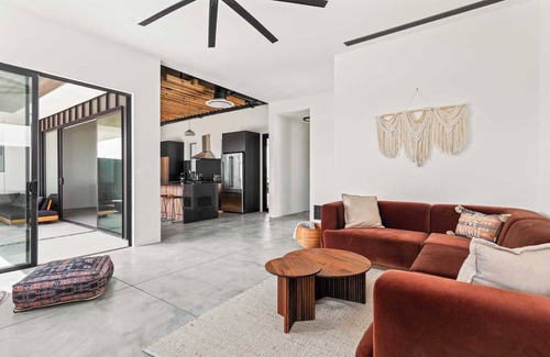 Joshua Tree House | Desert Lumina: Pickleball | Game Room | Jacuzzi
