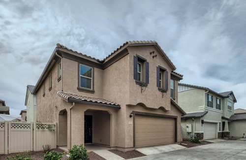 Gilbert House | Desert Oasis 3 Bedroom in the Heart of Gilbert