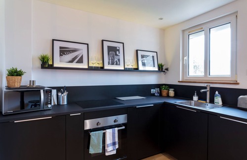 Saint-Martin-du-Littoral Apartment | DESIGN - CITY CENTER - 3 MIN BEACH - BOX