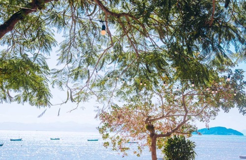 Buzios House | Design house facing the sea, in the most beautiful sunset in Buzios.