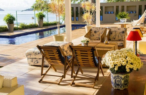 Buzios House | Design house facing the sea, in the most beautiful sunset in Buzios.