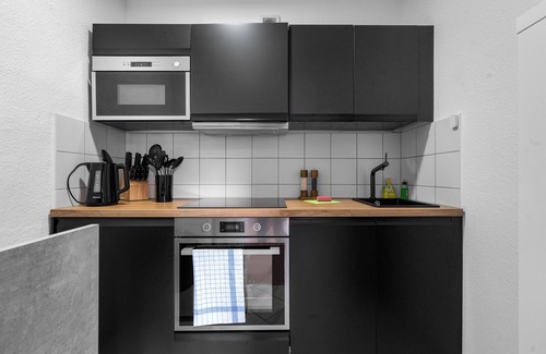 Duissern Apartment | Design luxury, fully equipped, 2min to Central Station