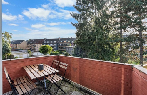 Duissern Apartment | Design luxury, fully equipped, 2min to Central Station