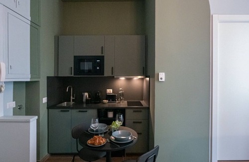 Lorenteggio Apartment | Design Mini Suite