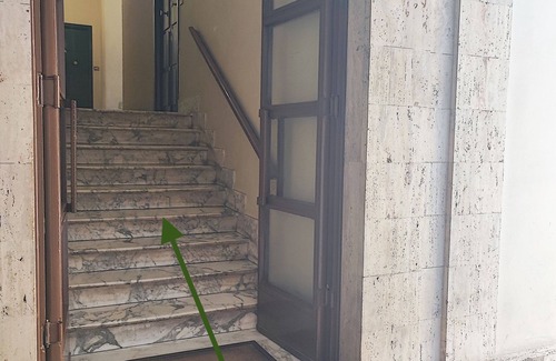 Marsala Apartment | Design near Termini, in lively neighborhood, 20 minutes Colosseum and Centro Storico