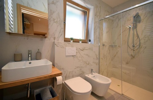 Dosoledo Apartment | Design Residence Nellere II