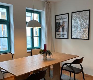 Lindenau Apartment | Design Studio in Hinterhof-Remise