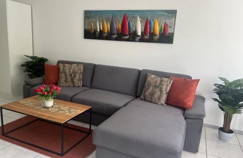 Radolfzell am Bodensee Apartment | Design-Terrasse-7 Personen-Netflix-Garage-Seenah