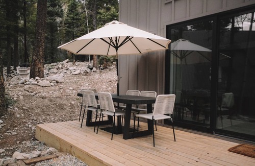 Taos Ski Valley Cabin | Designer Cabin in Taos Ski Valley