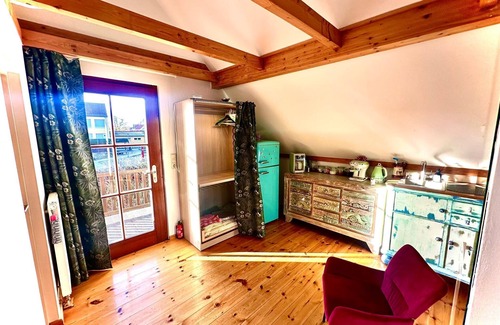 Caputh Apartment | Designer retro loft 50m2