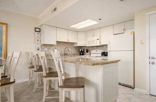 North Ocean City Condo | Desirable 2 Bedroom Royal Hawaiian in North OC