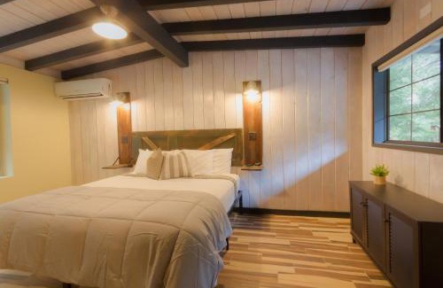 Sedona House | Destination Oak Creek 7 apts