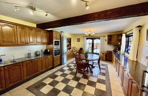 Tias Villa | Detached 5 bed, 4 bth villa ,Sea view. Gym, Pool table HOT TUB, WIFI, T Tennis
