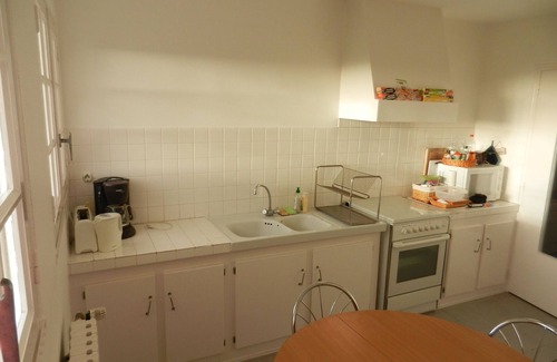 Saint-Vaast-la-Hougue Apartment | Detached apartment, 90 m2, sea view, large garden, 2 min from the beach on foot