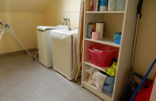 Saint-Vaast-la-Hougue Apartment | Detached apartment, 90 m2, sea view, large garden, 2 min from the beach on foot