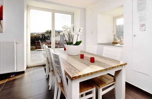 Harre House | Detached, characteristic holiday farmhouse with spacious terrace in the Ardennes