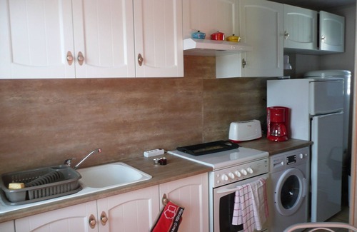Le Chateau-d'Oleron House | Detached cottage and outdoor space, Wifi, direct access to bicycle path