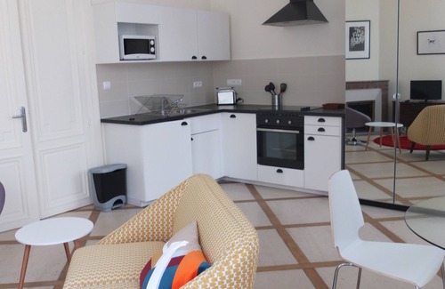 Neuvy-sur-Barangeon Apartment | detached cottage in the castle in Sologne (18)