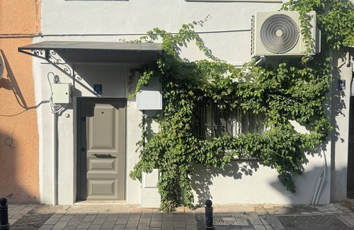 Canakkale House | Detached Duplex House in the City Center